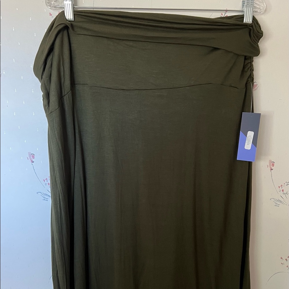 Olive green knee length maxi knit skirt. Meri Skye